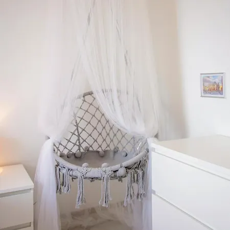 Lovely In With Wifi Apartamento